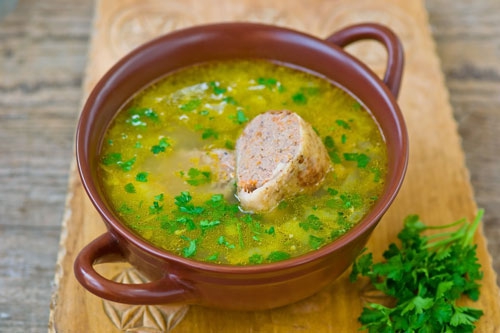 Рецепт куриного супа с фаршированными шейками | Меню недели