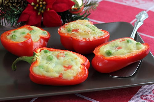 Перец фаршированный овощами