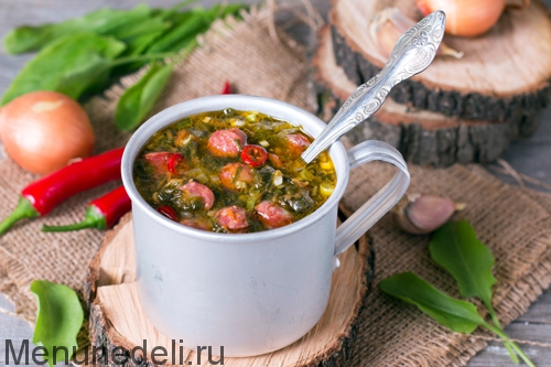 Рецепт острой щавелевой похлебки с охотничьими колбасками | Меню недели