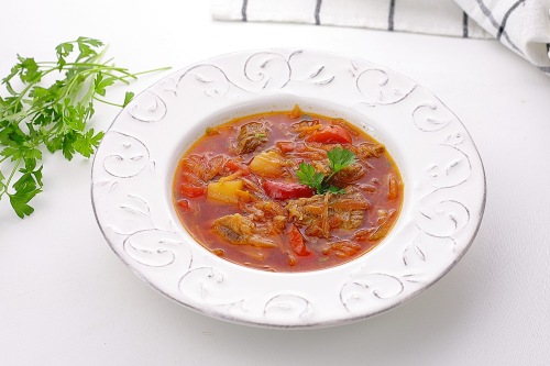 Борщ с квашеной капустой и свеклой с говядиной: рецепт с фото пошагово | Меню недели