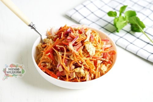 Салат с курицей, болгарским перцем и корейской морковью: рецепт с фото пошагово | Меню недели