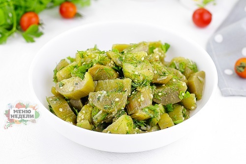 Баклажаны маринованные с чесноком и зеленью быстрые