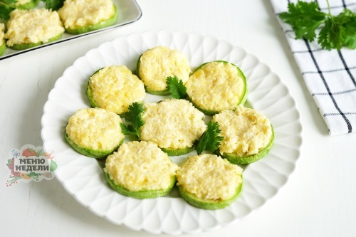 Кабачки с сыром на сковороде
